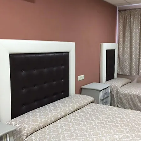 Hotel Just Style El Manico 2*