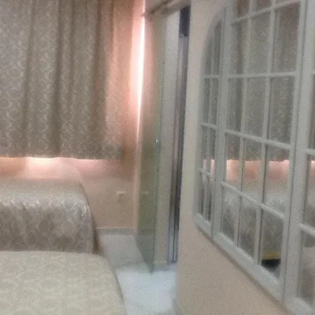 Just Style El Manico